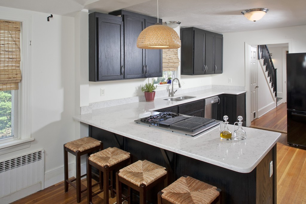 23 A Street Hull, MA 02045 - Photo 4 of 25