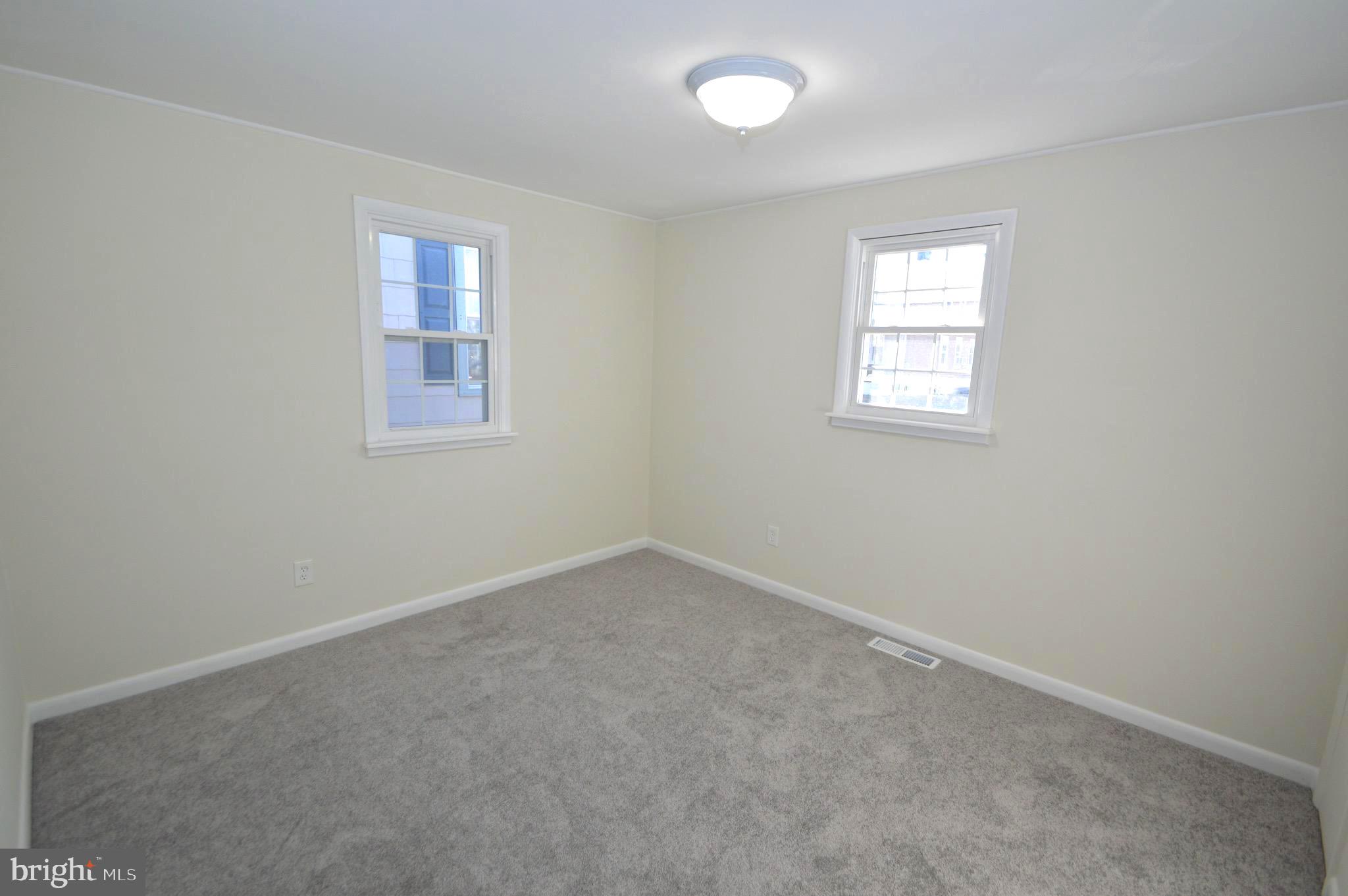 267 Mott Avenue Burlington, NJ 08016 - Photo 10 of 18 an empty room with a window