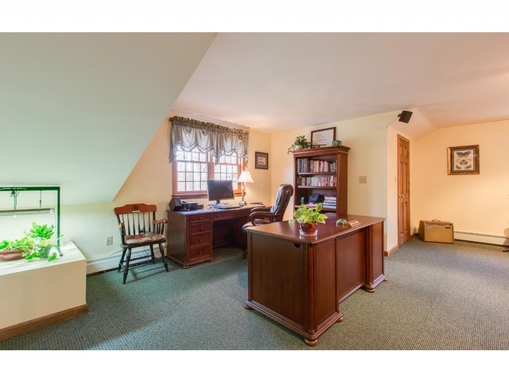 63 Frost Road Derry, NH 03038 - Photo 20 of 36 Gallery Image 20