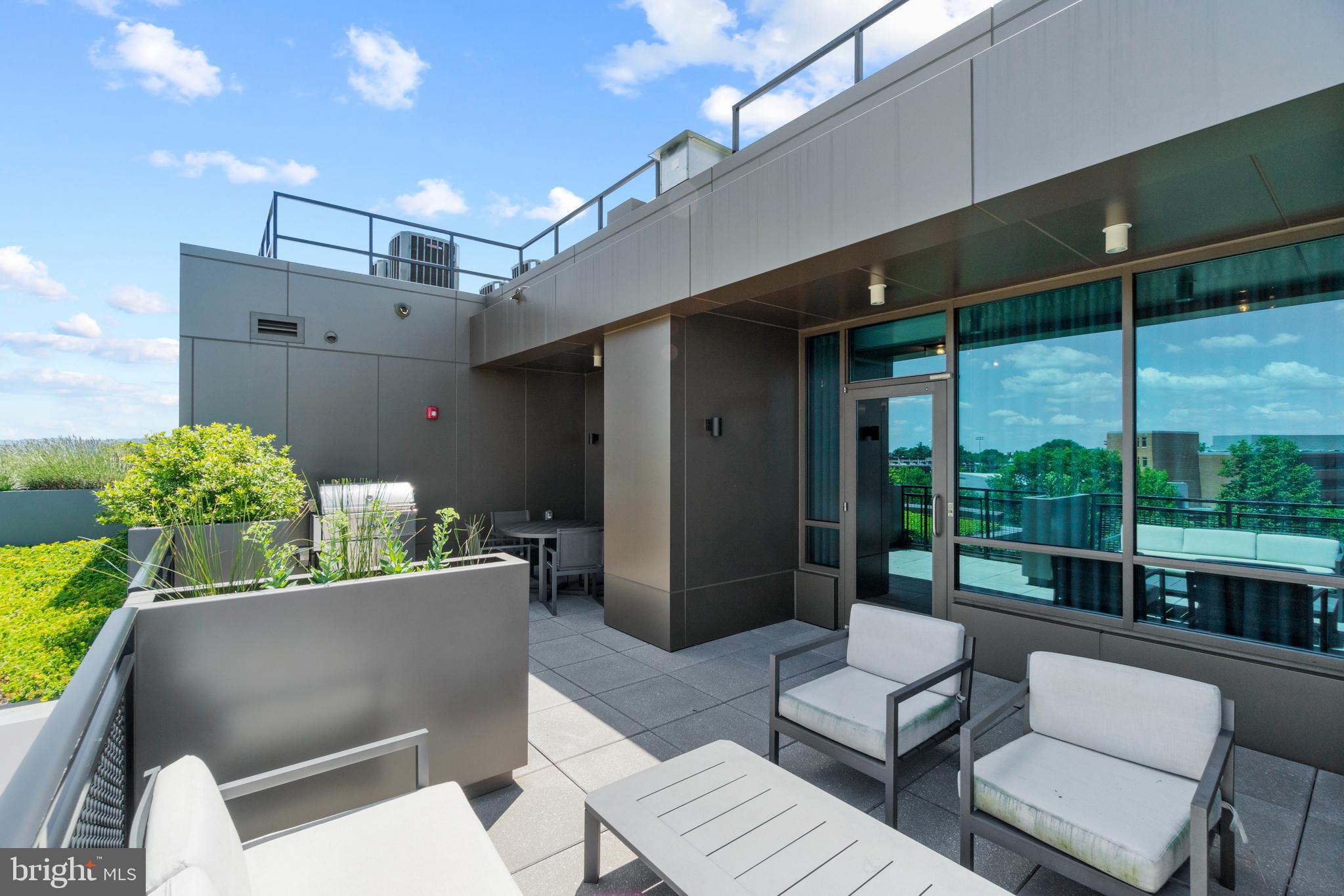 1111 Pennsylvania Ave. Southeast, Unit 207 Washington, DC 20003 - Photo 15 of 19