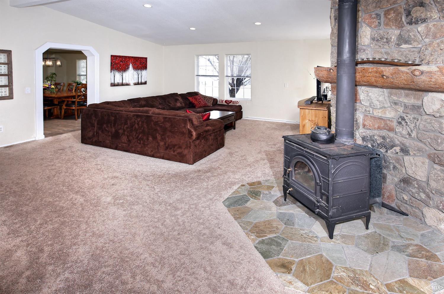 134 Ringneck Eagle, CO 81631 - Photo 16 of 25 a living room with furniture