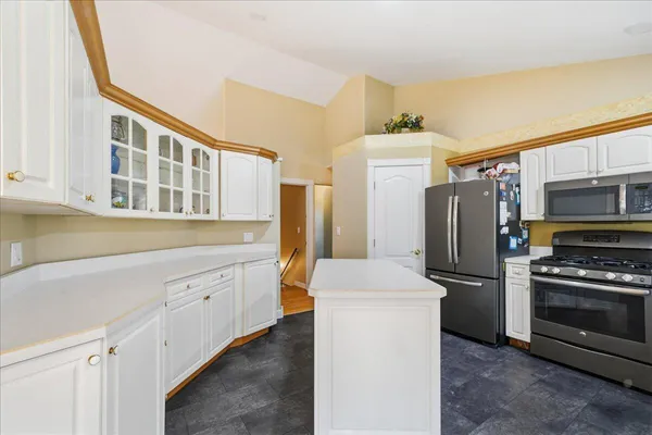 $750,000 | 467 North 211 East, Valparaiso, IN 46383
