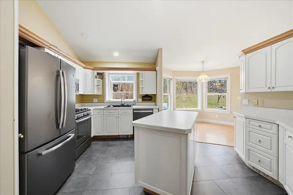 $750,000 | 467 North 211 East, Valparaiso, IN 46383