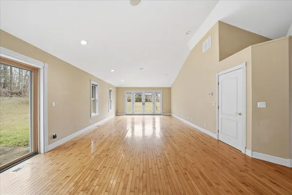 $750,000 | 467 North 211 East, Valparaiso, IN 46383