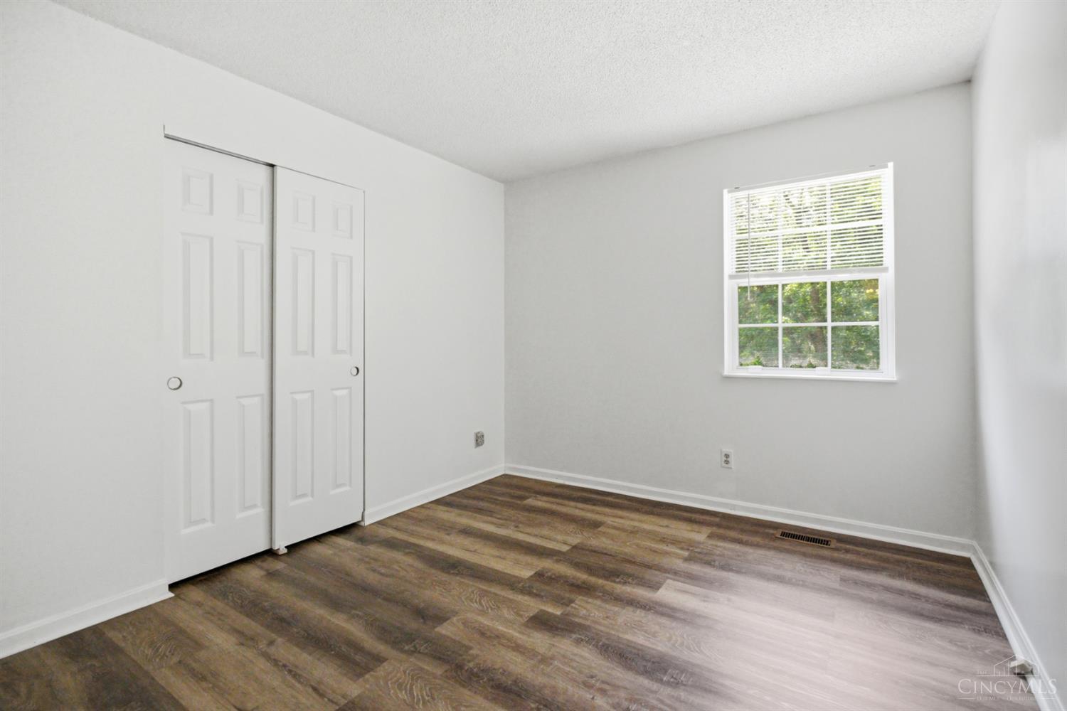 3435 Blue Rock Road Cincinnati, OH 45247 - Photo 36 of 49