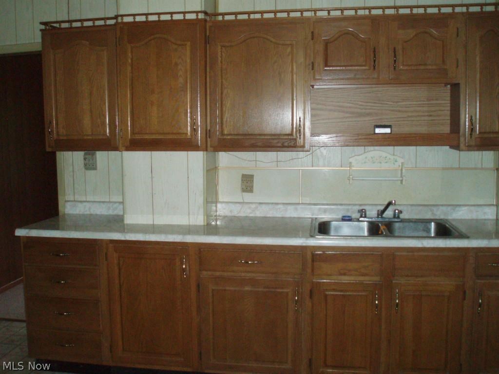 54209 Farr Road Bridgeport, OH 43912 - Photo 11 of 19 Gallery Image 11