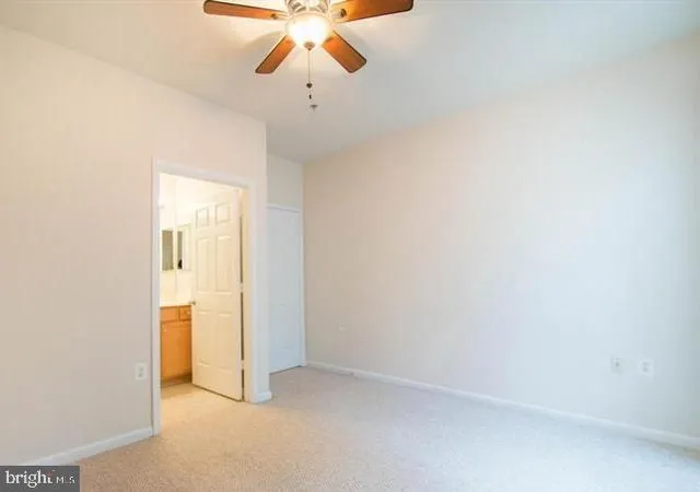 $2,400 | 5106 D Travis Edward Way, Unit 5106D, Centreville, VA 20120