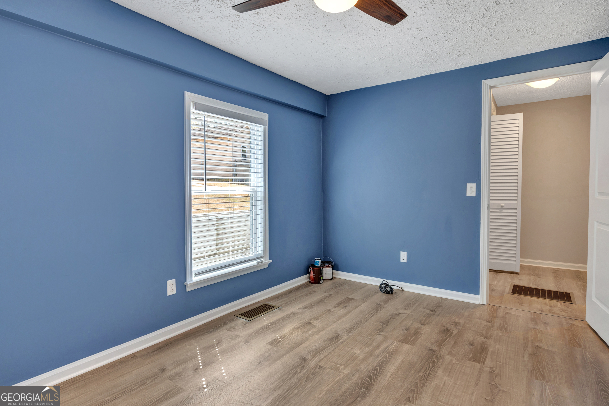 411 Alcovy Road Mansfield, GA 30055 - Photo 24 of 49 a view of empty room with windows