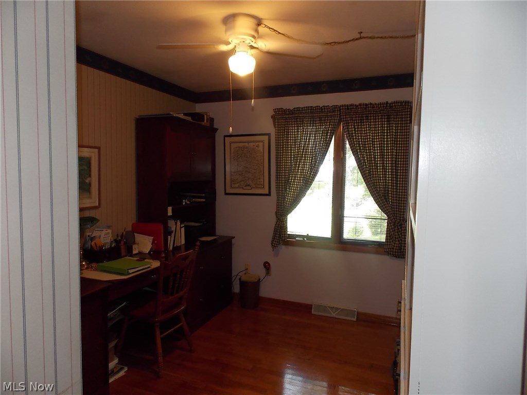 9512 Mennonite Road Wadsworth, OH 44281 - Photo 16 of 30 Gallery Image 16