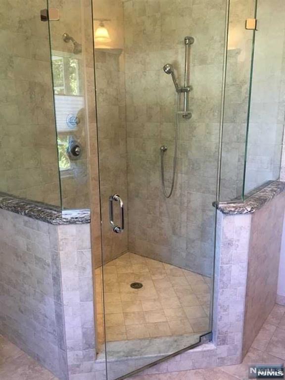 116 Prospect Street Paramus, NJ 07652 - Photo 16 of 17