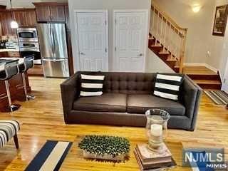 116 Prospect Street Paramus, NJ 07652 - Photo 4 of 17