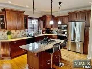 $2,950 | 116 Prospect Street, Paramus, NJ 07652