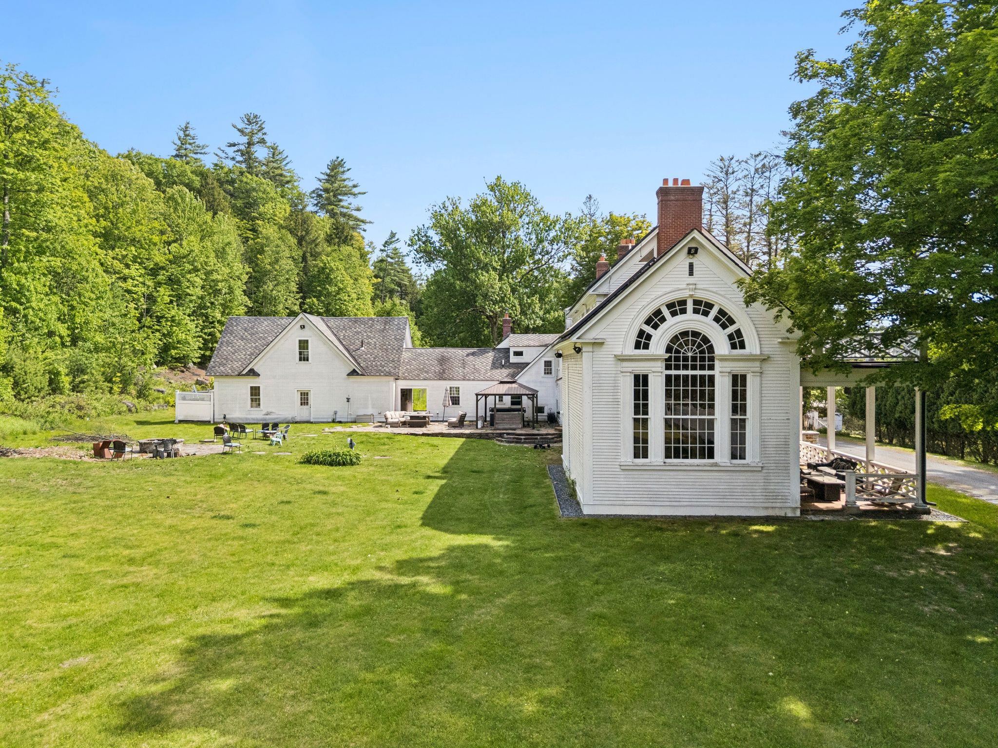9 Camel Hump Road Newport, NH 03773 - Photo 4 of 39