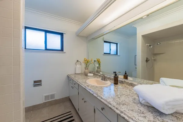 $910,000 | 1211 VÃa Paraiso, Salinas, CA 93901