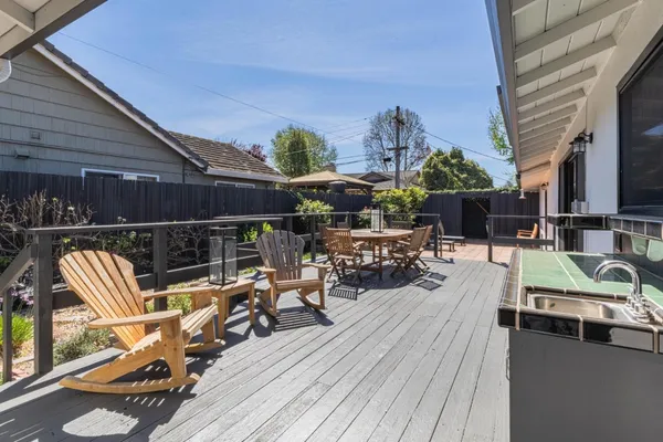 $910,000 | 1211 VÃa Paraiso, Salinas, CA 93901