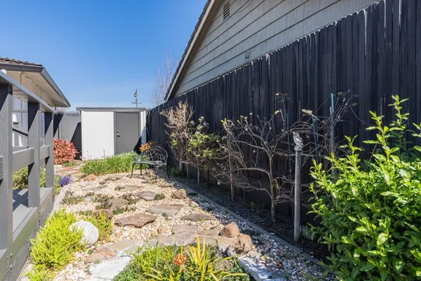 $910,000 | 1211 VÃa Paraiso, Salinas, CA 93901