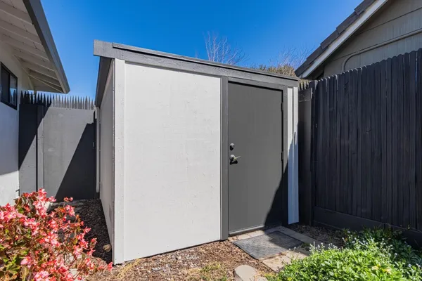 $910,000 | 1211 VÃa Paraiso, Salinas, CA 93901
