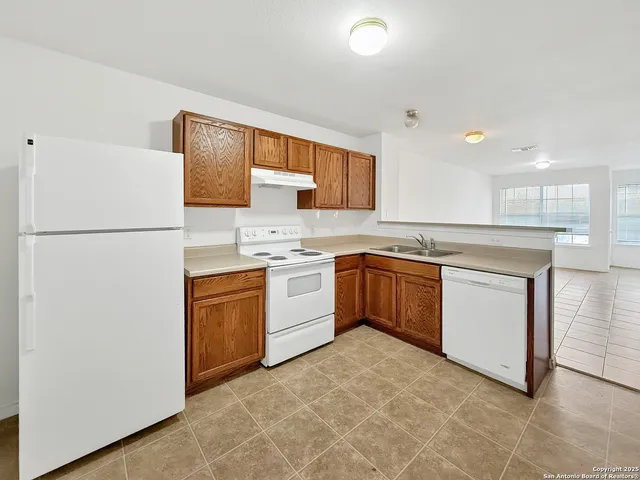 $139,900 | 107 Autumn Pass, Unit 107, San Antonio, TX 78245