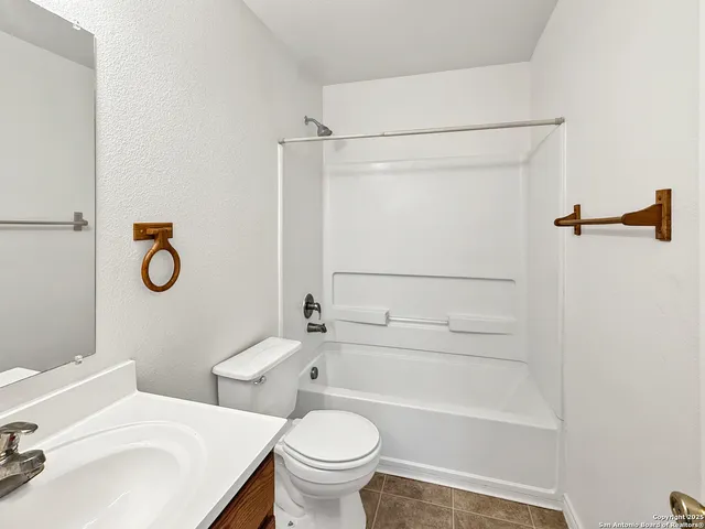 $139,900 | 107 Autumn Pass, Unit 107, San Antonio, TX 78245