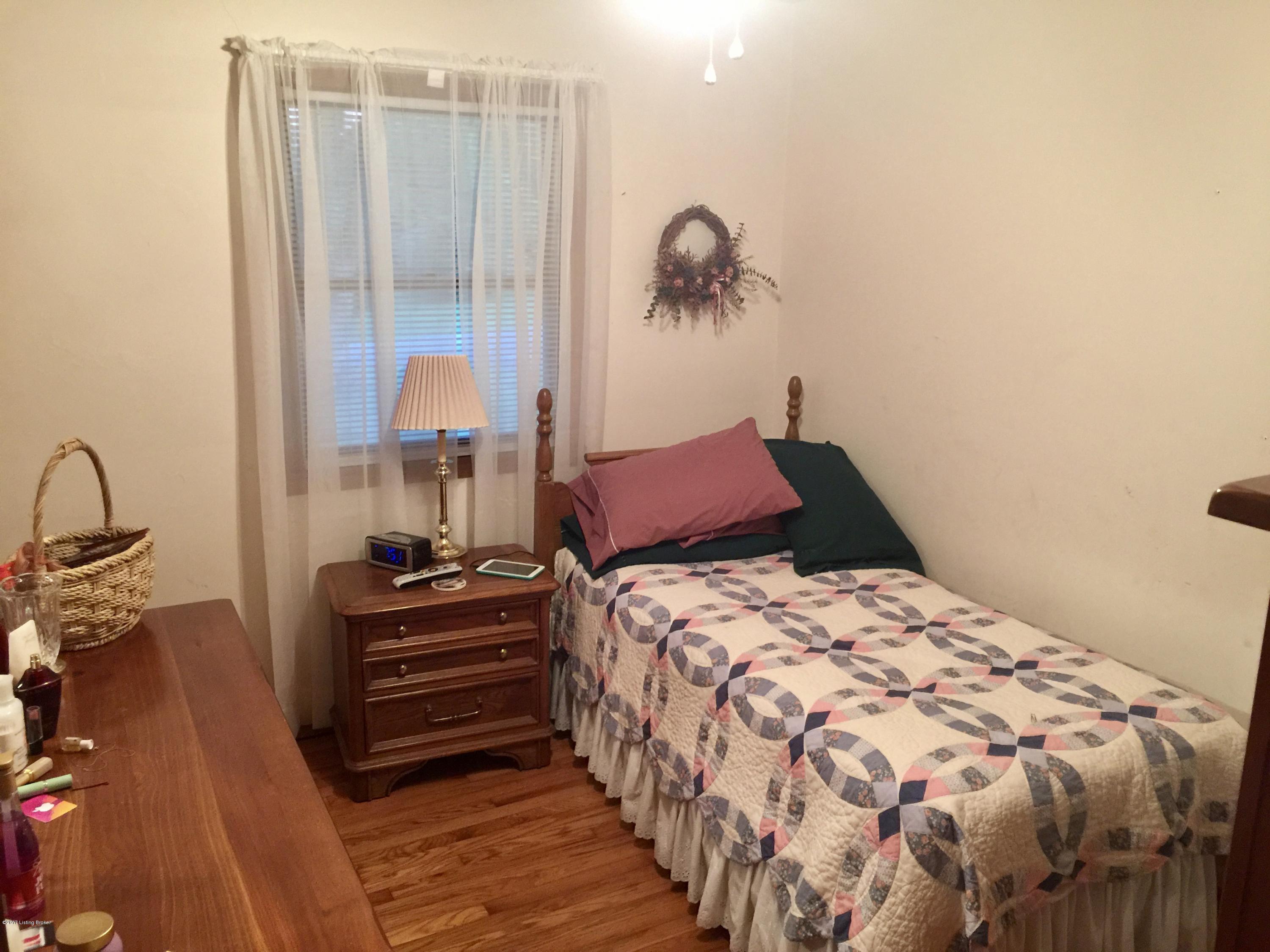 402 Williams Road Louisville, KY 40299 - Photo 11 of 23 fullsizeoutput_94d9