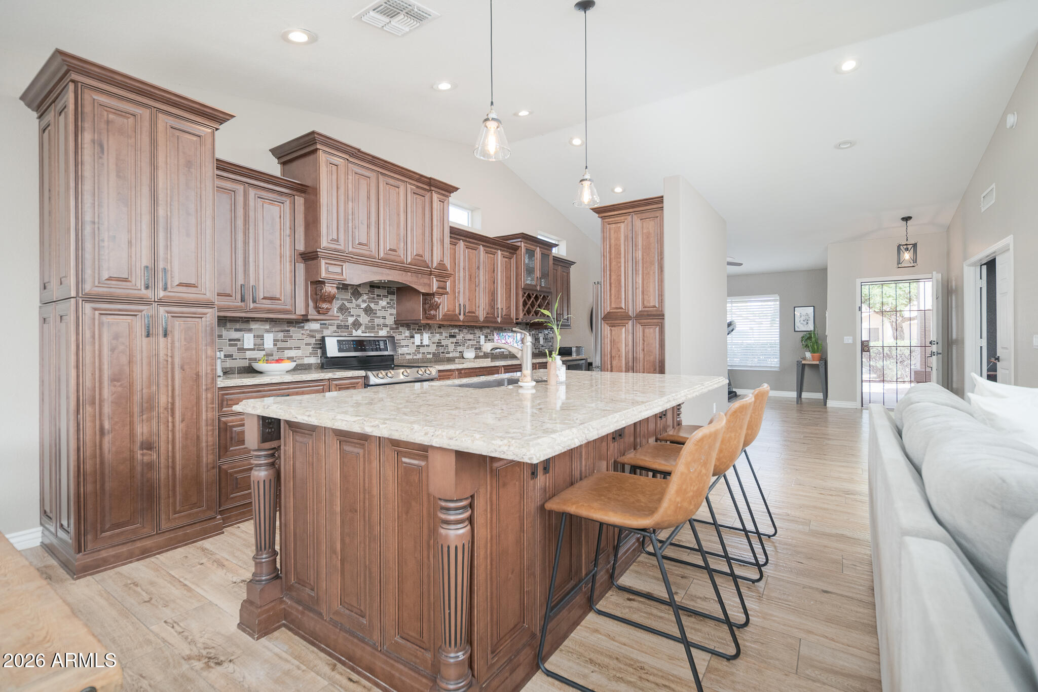932 North Marble Street Gilbert, AZ 85234 - Photo 8 of 36 Kitchen