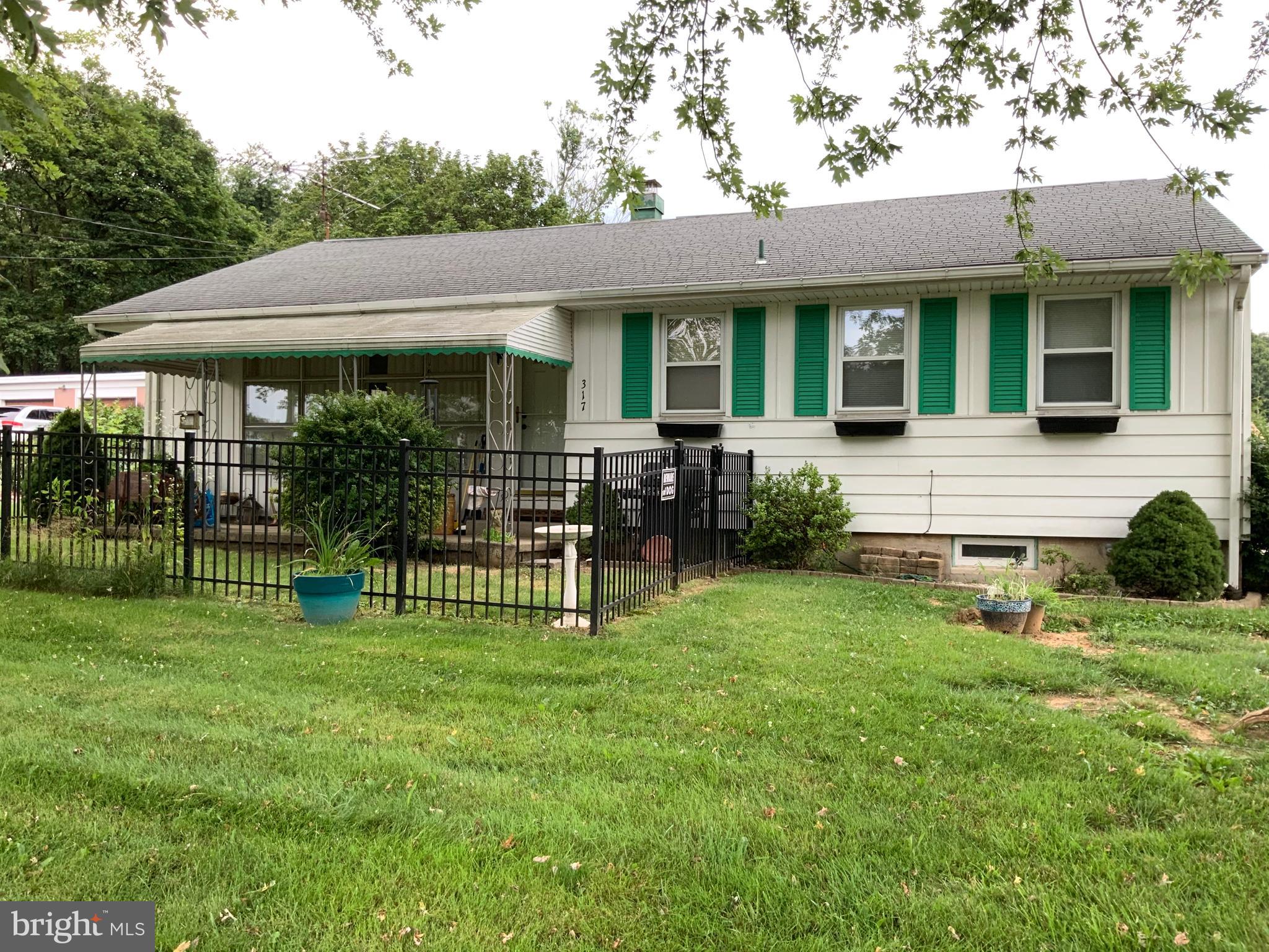 317 Walnuttown Road Fleetwood, PA 19522 - Photo 2 of 32 Gallery Image 2