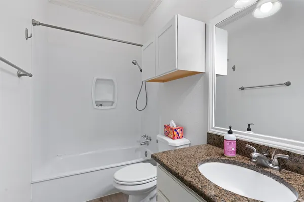 $2,750 | 1307 Kinney Avenue, Unit 148, Austin, TX 78704