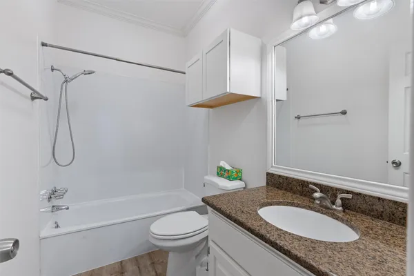 $2,750 | 1307 Kinney Avenue, Unit 148, Austin, TX 78704