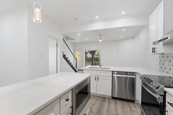 $2,750 | 1307 Kinney Avenue, Unit 148, Austin, TX 78704