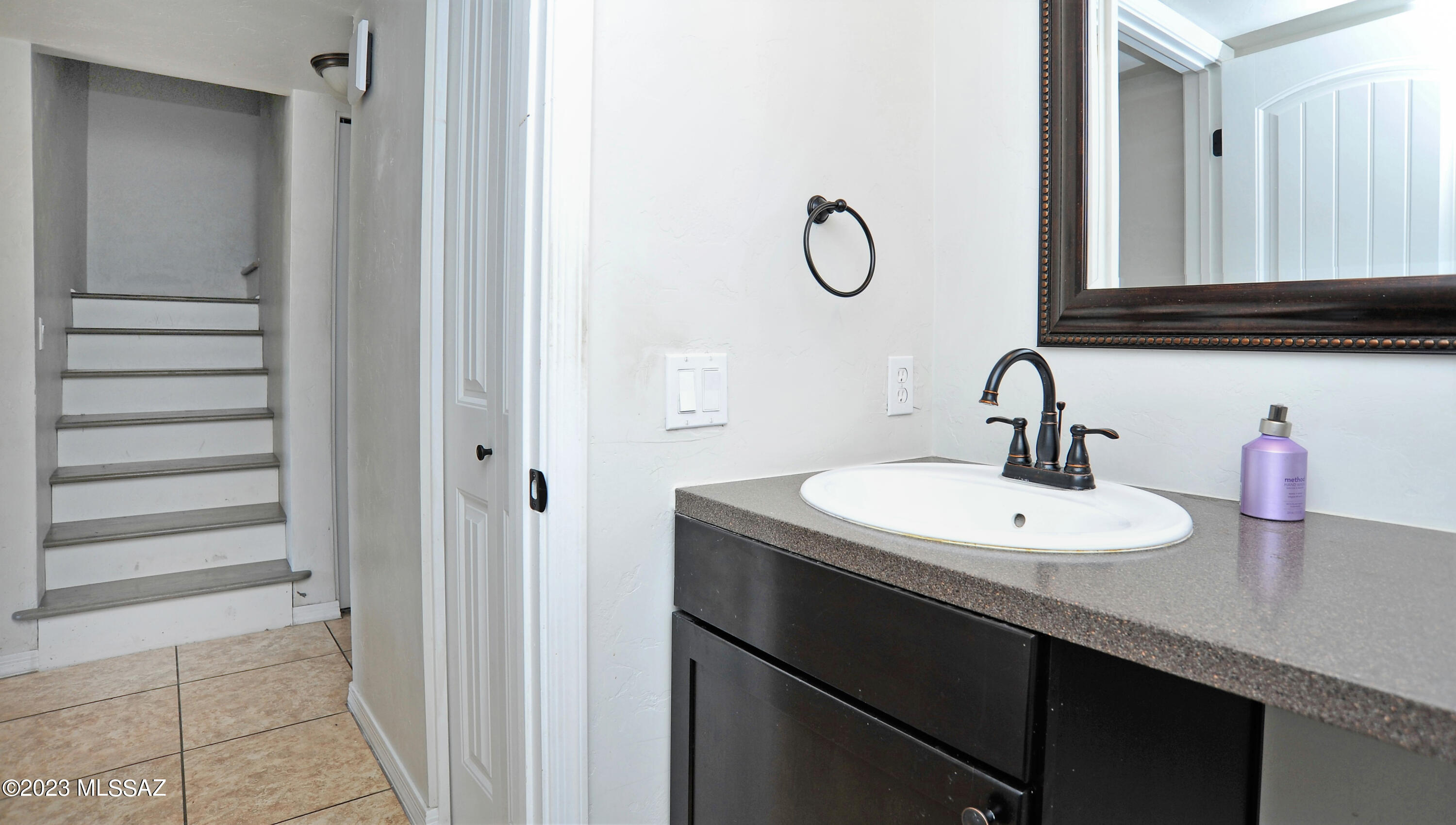 2749 West Anklam Road, Unit D Tucson, AZ 85745 - Photo 16 of 36 Gallery Image 16