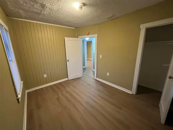 $1,600 | 2013 Ocean View Place, Tampa, FL 33605