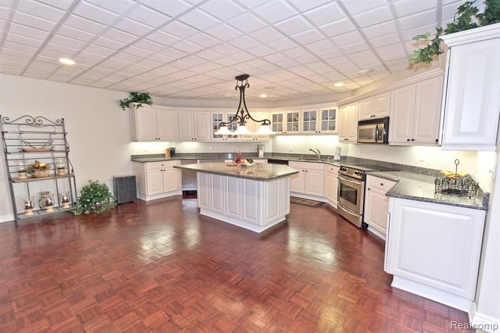 30202 Inkster Road Franklin, MI 48025 - Photo 64 of 75