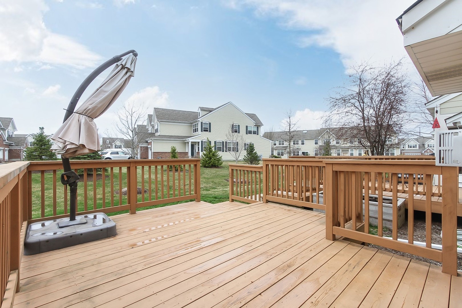 1144 Falcon Ridge Drive Elgin, IL 60124 - Photo 2 of 33