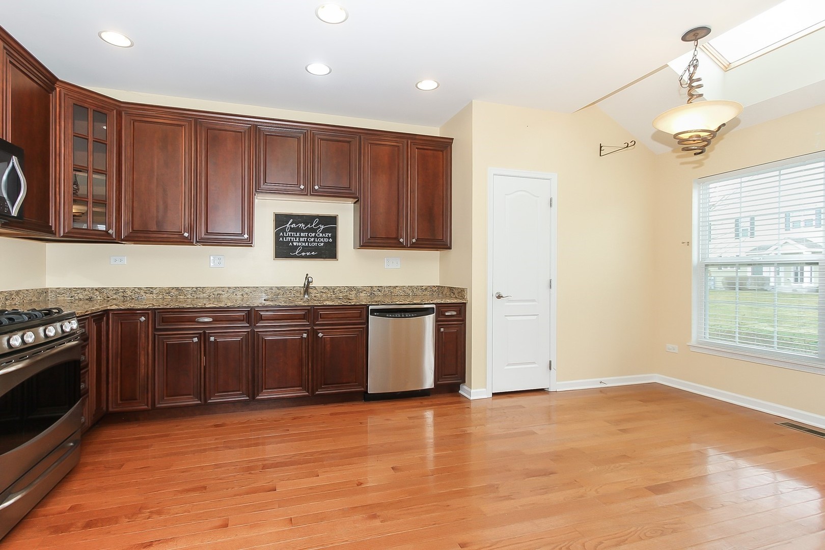 1144 Falcon Ridge Drive Elgin, IL 60124 - Photo 17 of 33