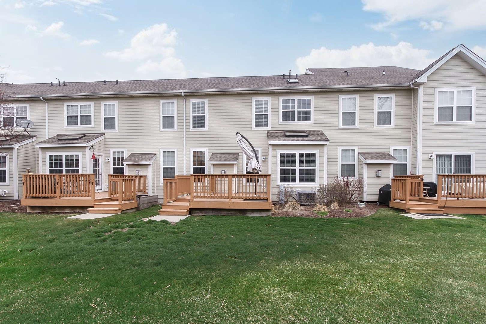 1144 Falcon Ridge Drive Elgin, IL 60124 - Photo 33 of 33