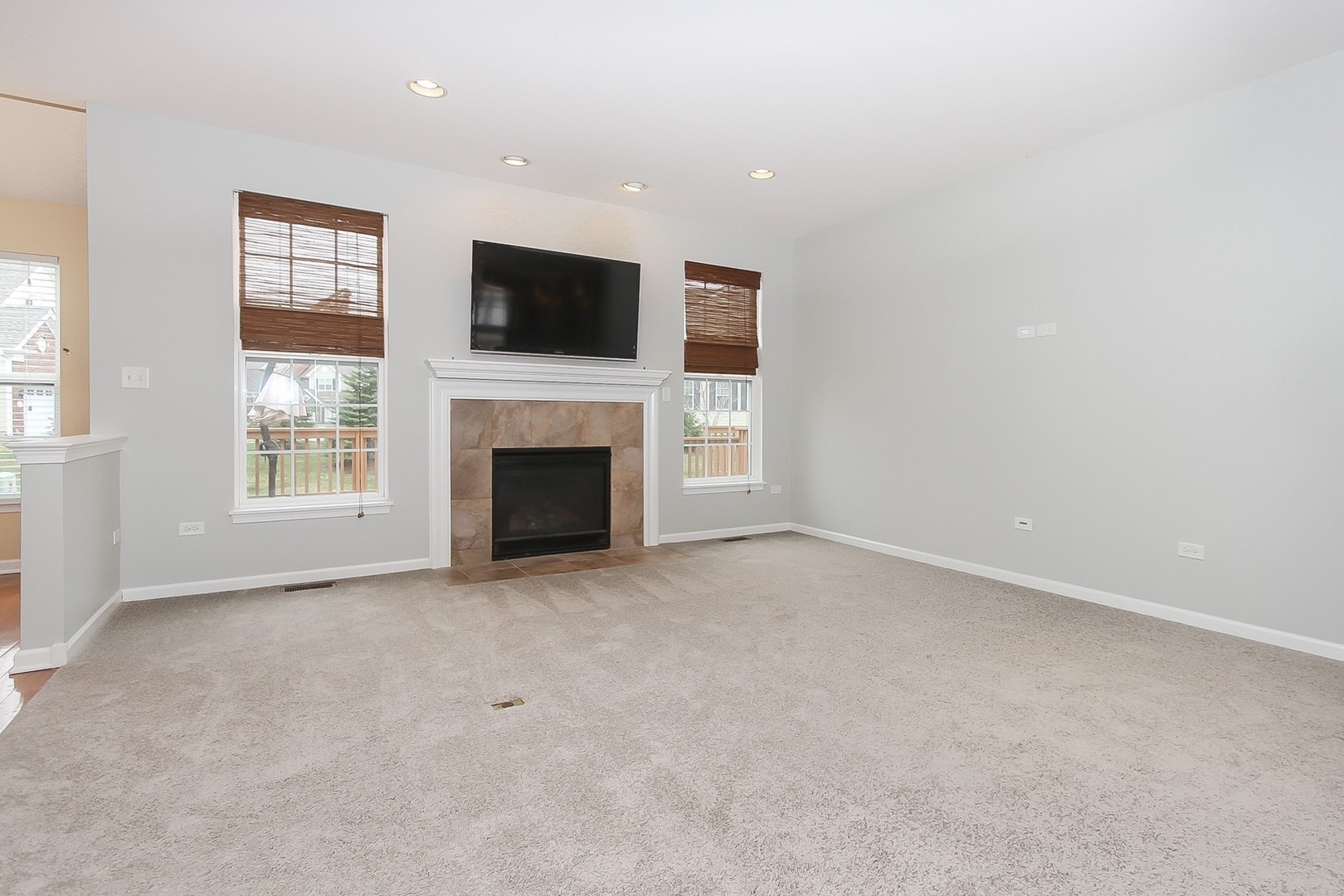 1144 Falcon Ridge Drive Elgin, IL 60124 - Photo 7 of 33