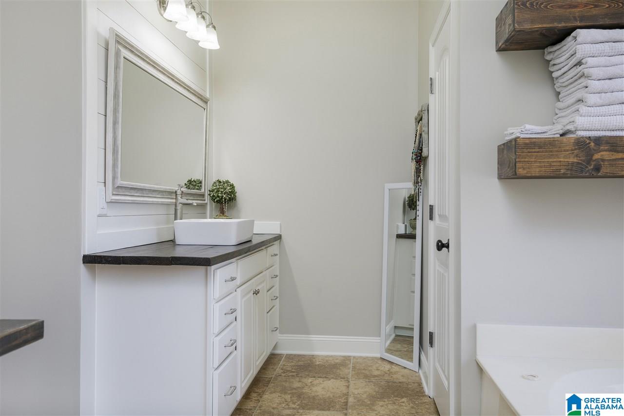 212 Widgeon Circle Alabaster, AL 35007 - Photo 16 of 32