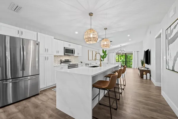 $2,950 | 3701 Arelia Drive, Delray Beach, FL 33445