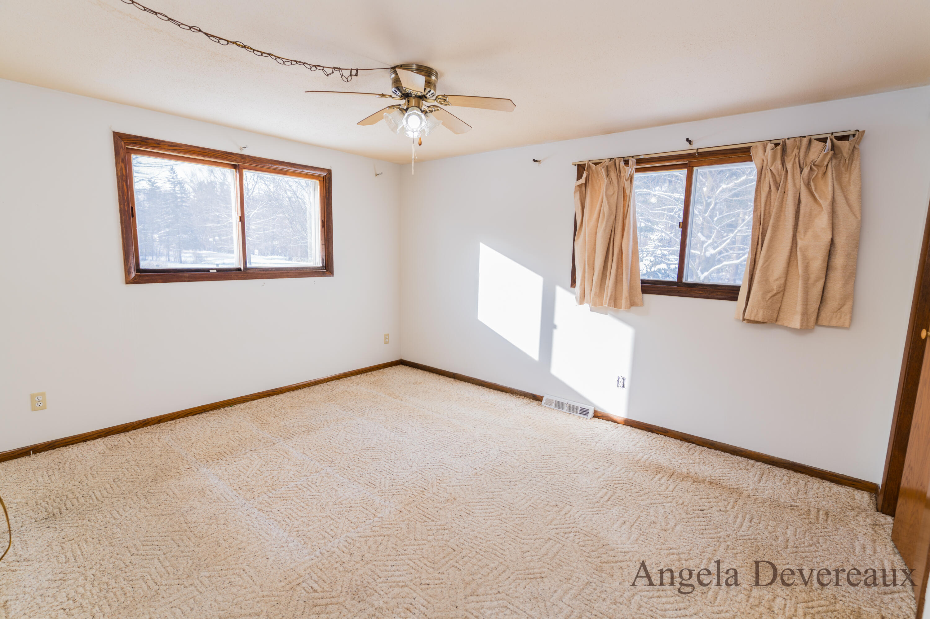 6040 North Hillman Road Six Lakes, MI 48886 - Photo 18 of 35 DSC07813