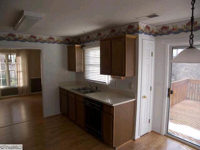 1934 Winding Ridge Road Winston-Salem, NC 27127 - Photo 6 of 15 Kitchen.