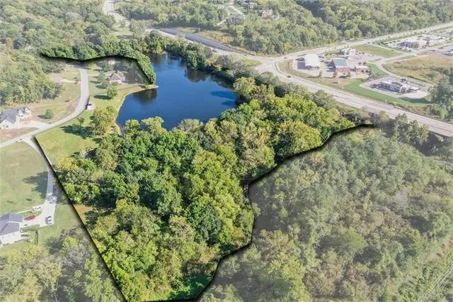 $419,000 | 72nd Street, Parkville, MO 64152