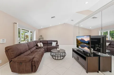 $690,000 | 9577 Majestic Way, Boynton Beach, FL 33437