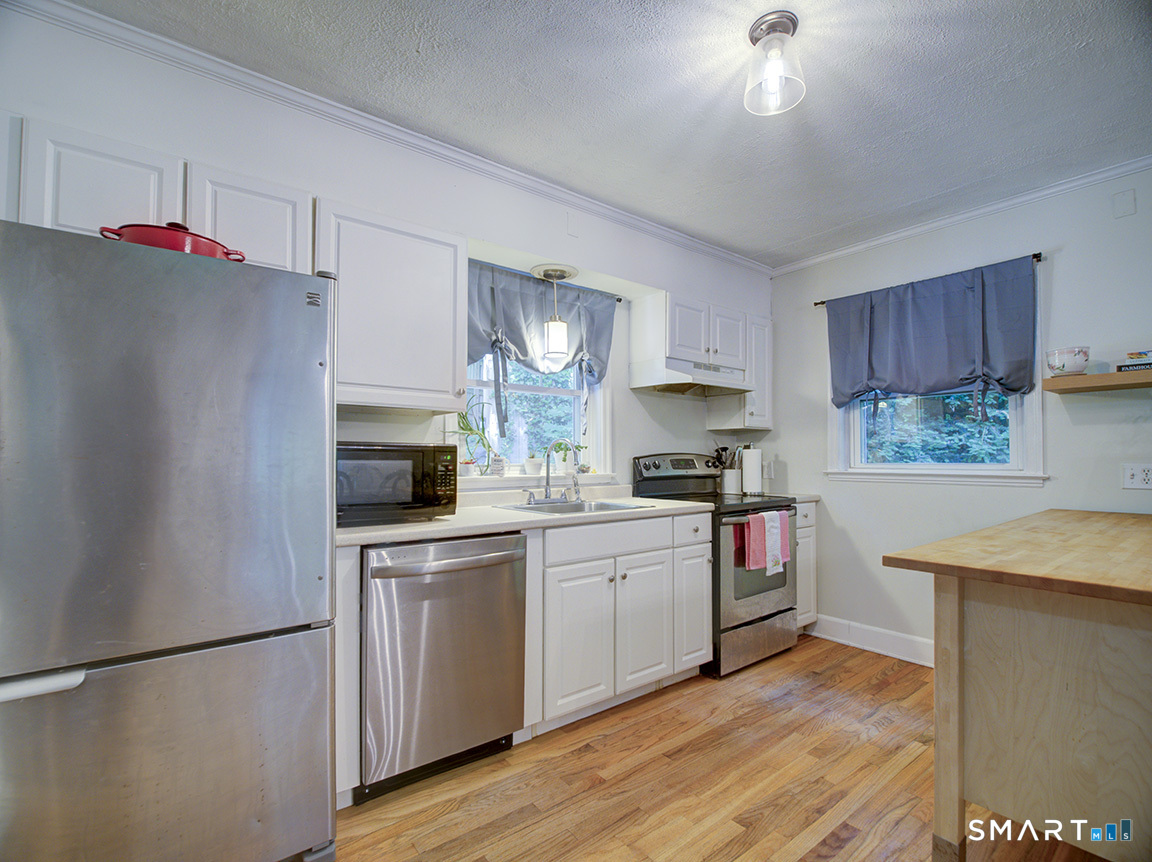 57 Buckingham Street Meriden, CT 06451 - Photo 11 of 35