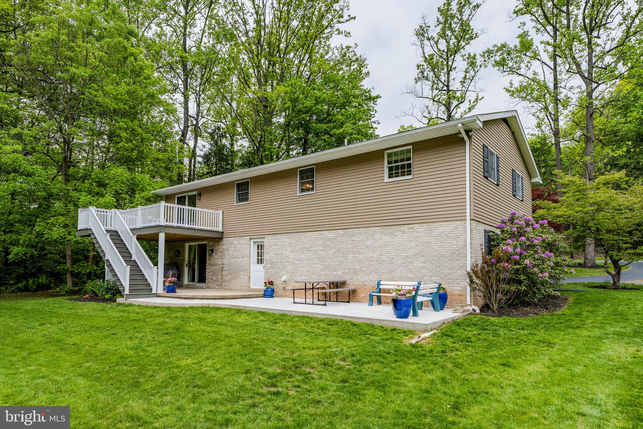 522 Yellow Hill Road Narvon, PA 17555 - Photo 8 of 61