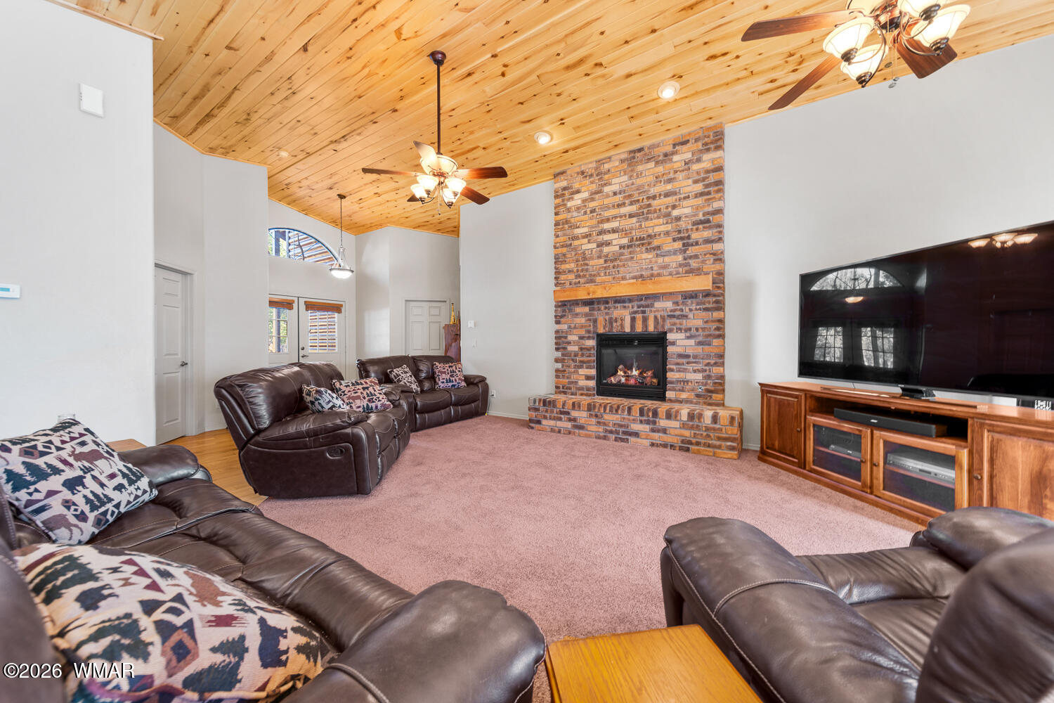2940 Constellation Lane Overgaard, AZ 85933 - Photo 10 of 86 Wood Ceiling in the family area