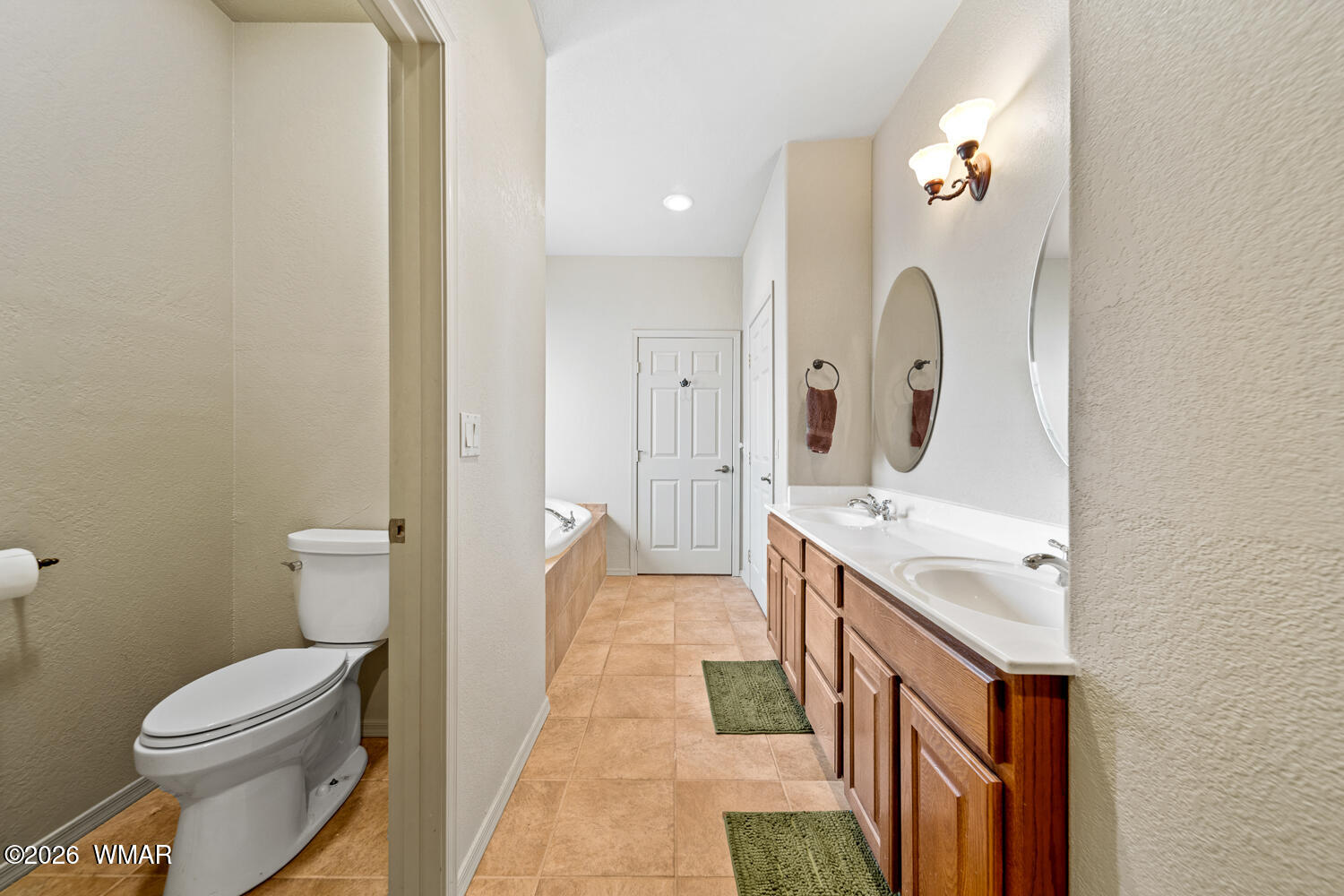 2940 Constellation Lane Overgaard, AZ 85933 - Photo 19 of 86 Private commode room