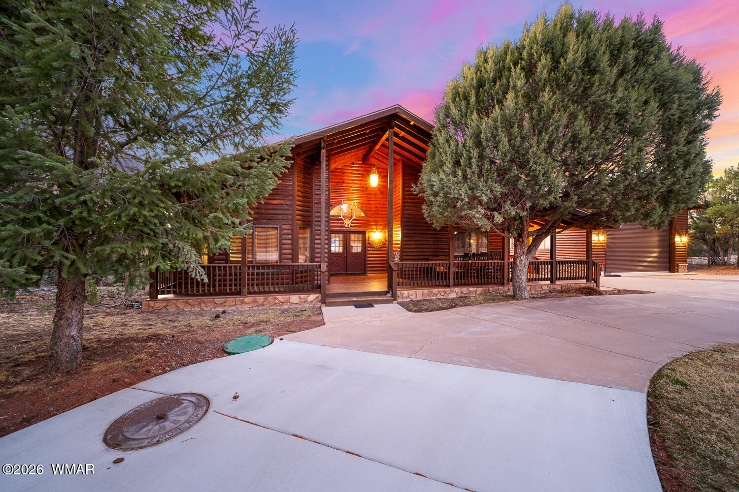 2940 Constellation Lane Overgaard, AZ 85933 - Photo 80 of 86 Circular Driveway View