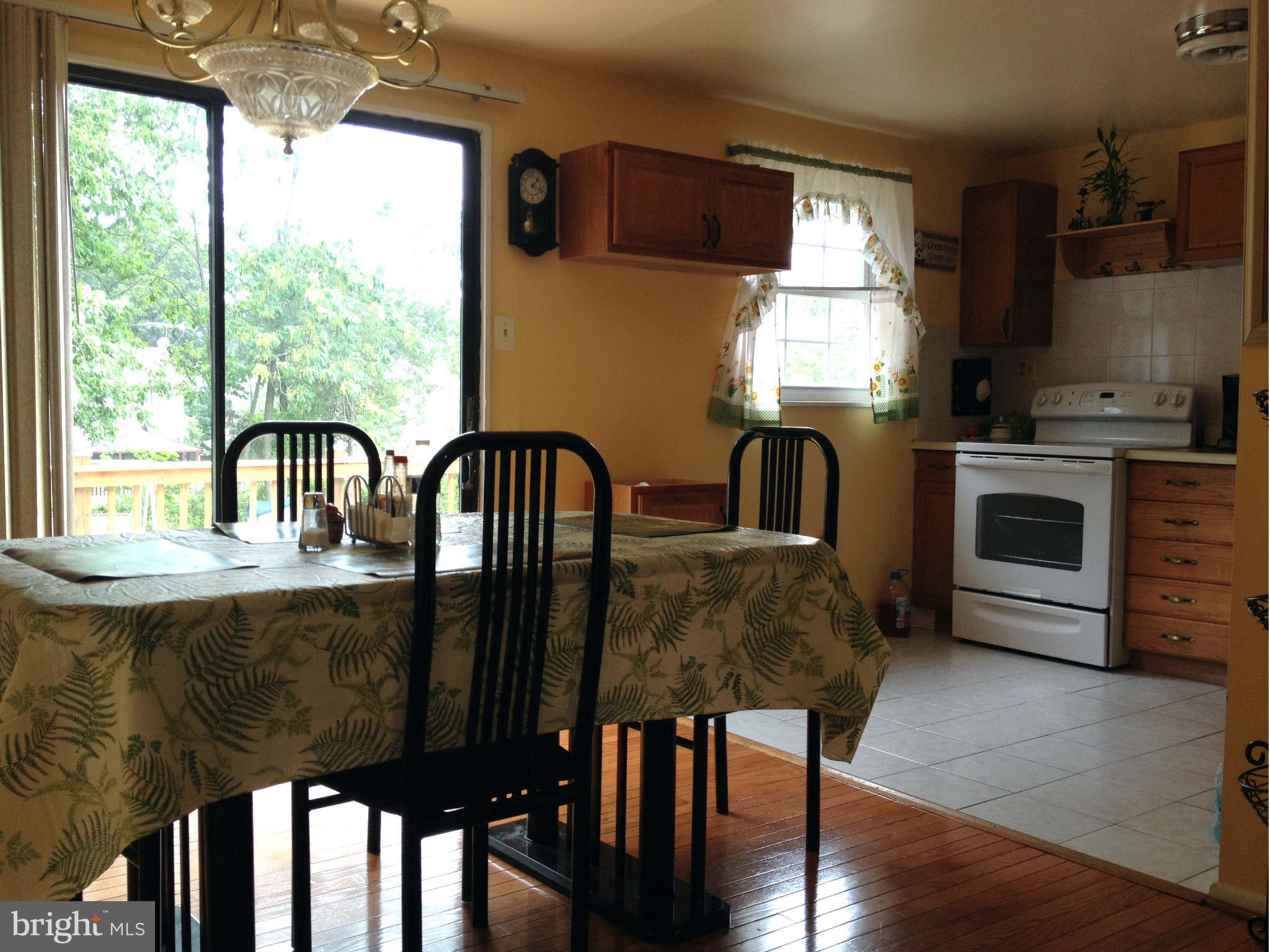 1201 East Beech Road Sterling, VA 20164 - Photo 7 of 11 Dining Room