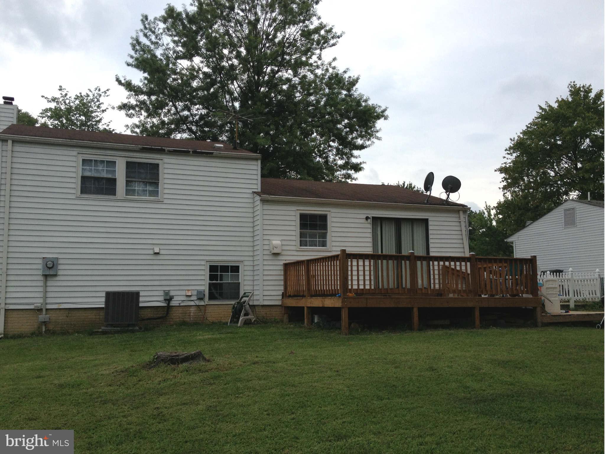 1201 East Beech Road Sterling, VA 20164 - Photo 8 of 11 Exterior (Rear)
