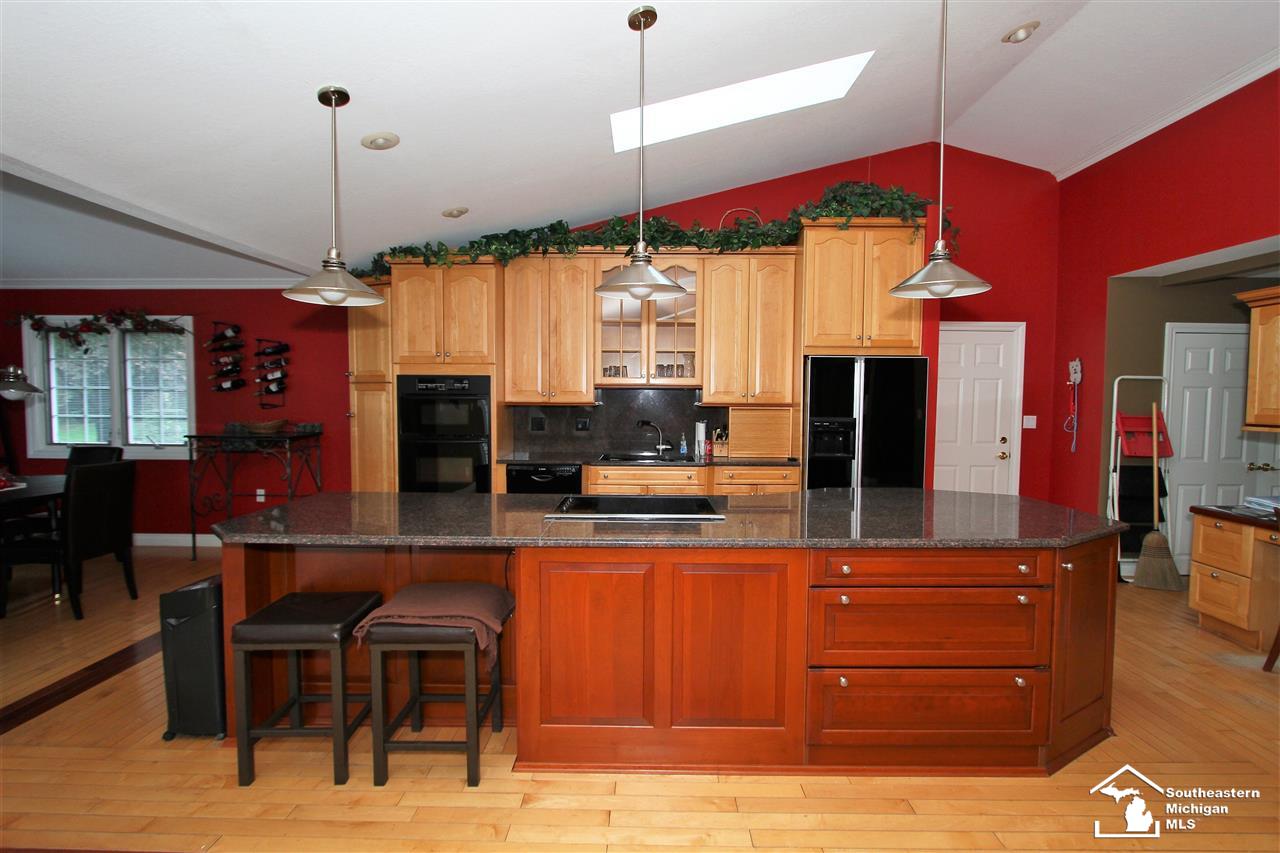 220 Ruff Drive Monroe, MI 48162 - Photo 15 of 40